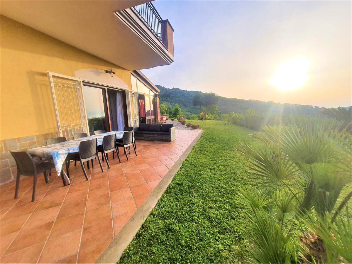 Casa Vacanza Villa Aurora Laureana Cilento Exterior photo